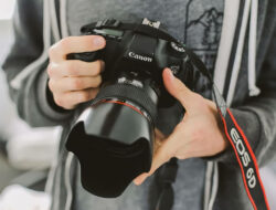5 Kamera Canon Terbaik 2019 untuk Fotografi dan Ngevlog