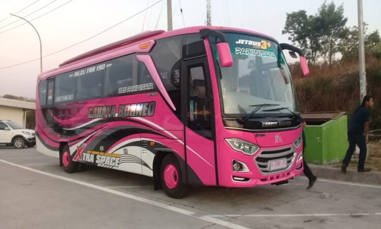 10 Tips Memilih Bus Pariwisata Terbaik di Semarang