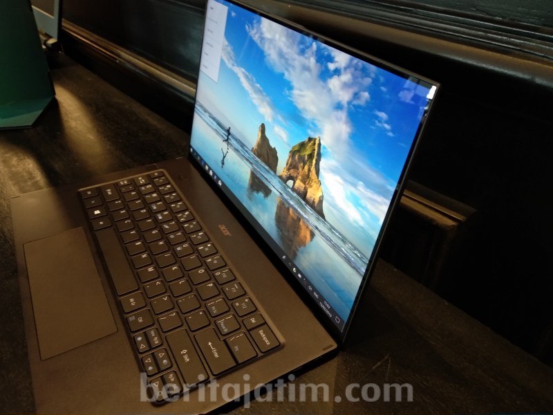 Laptop Tipis 15 Jutaan